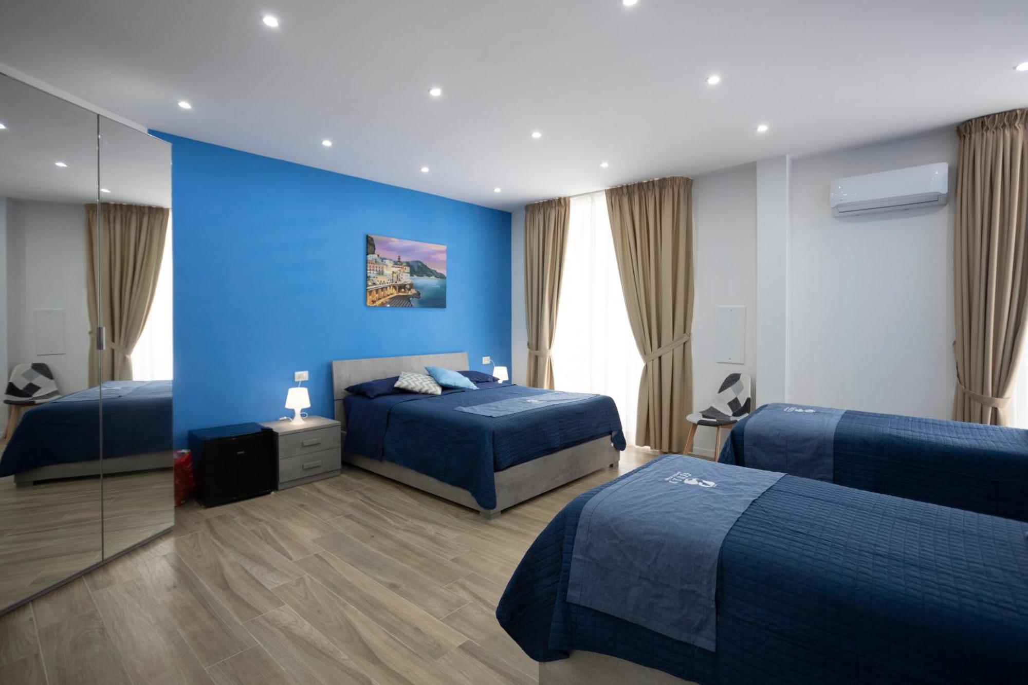 Giuly Suites & Rooms Neapel Exterior foto